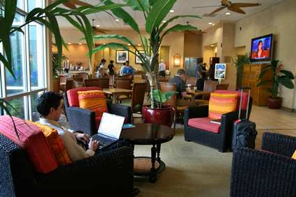 Hampton Inn & Suites San Juan lobbyseating_large